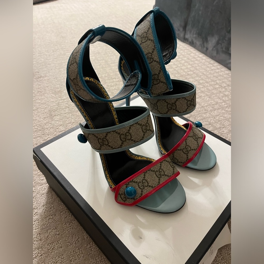 Gucci Multo Color heel Collectible Item size 39